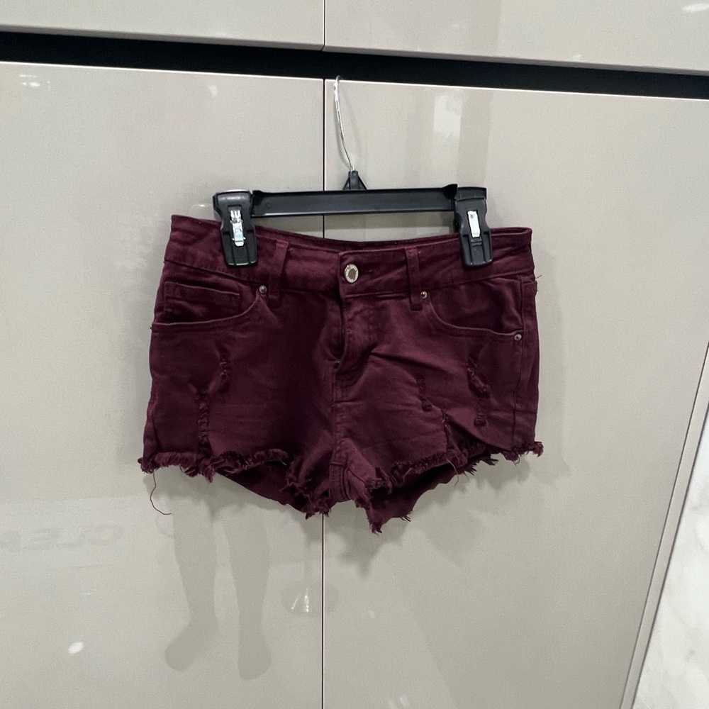 red jean shorts